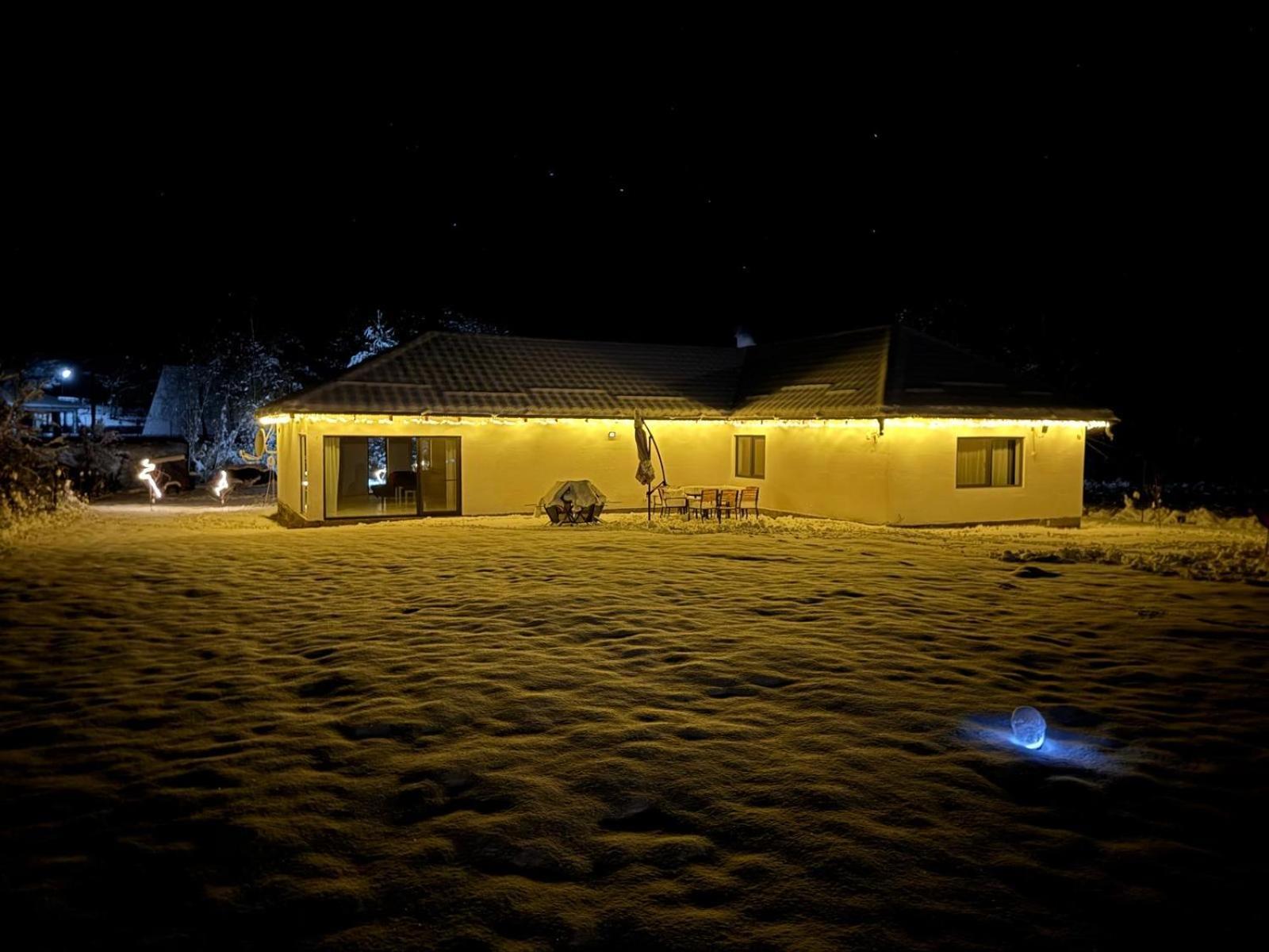 Cottage Bytheriver Arpaşu de Sus Buitenkant foto